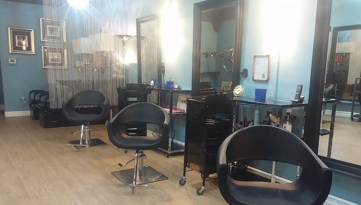 Welcome to Looking Glass Salon in downtown Bellingham, WA